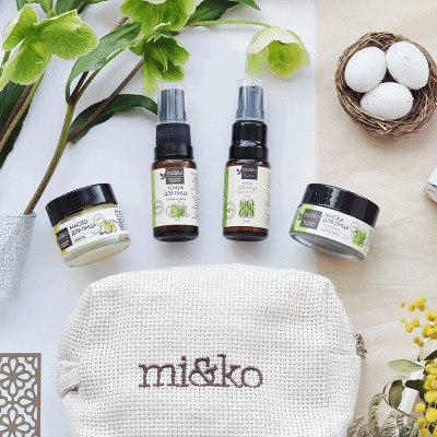 Косметичка Must Have для комбинированной и жирной кожи